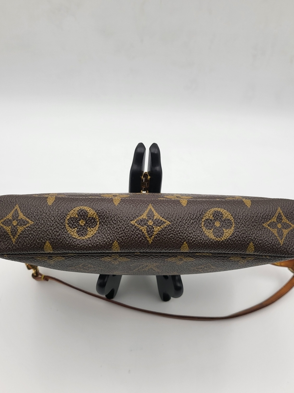 Louis Vuitton Brown Monogram Pochette Accessoires Shoulder Bag, Auth. w/COA. - Picture 7 of 15